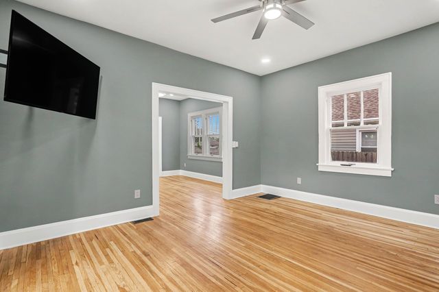 991 Lawrence Drive, Columbus, OH 43207