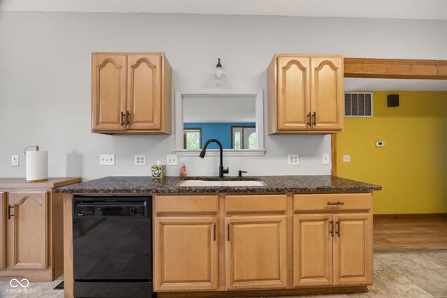 5925 W State Road 46, Poland, IN 47868