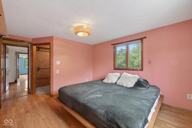 5925 W State Road 46, Poland, IN 47868