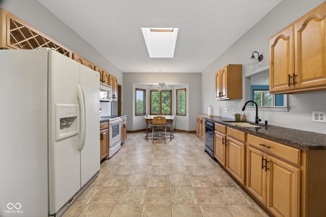 5925 W State Road 46, Poland, IN 47868