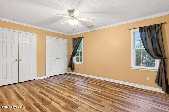 2003 Pinetree Drive, New Bern, NC 28562