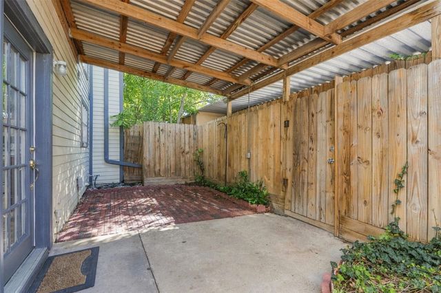 10170 Beekman Place Drive, Houston, TX 77043