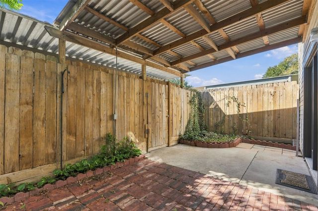 10170 Beekman Place Drive, Houston, TX 77043