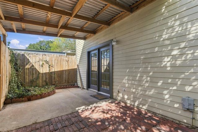 10170 Beekman Place Drive, Houston, TX 77043