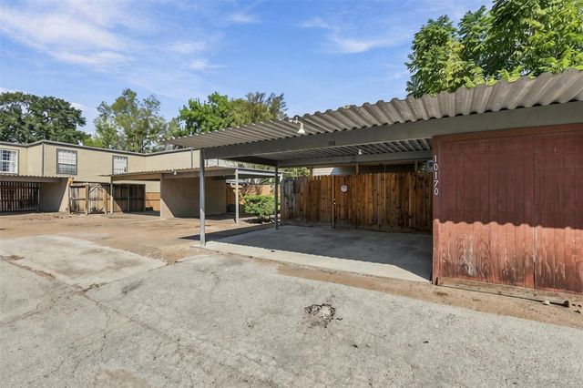10170 Beekman Place Drive, Houston, TX 77043
