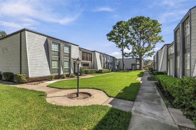 10170 Beekman Place Drive, Houston, TX 77043