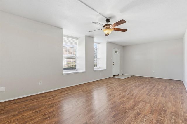 10170 Beekman Place Drive, Houston, TX 77043