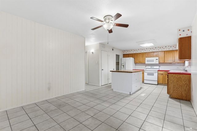 10170 Beekman Place Drive, Houston, TX 77043