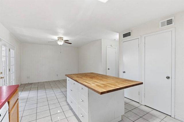 10170 Beekman Place Drive, Houston, TX 77043