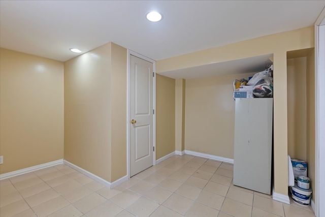 2133 W Highland Avenue 2, Chicago, IL 60659