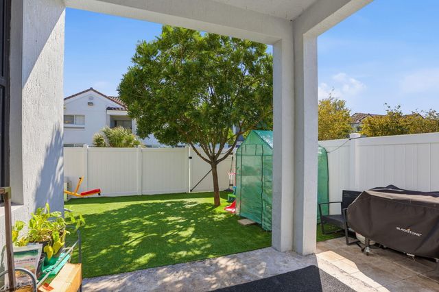 224 NW 36th Avenue, Pompano Beach, FL 33069