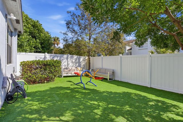 224 NW 36th Avenue, Pompano Beach, FL 33069