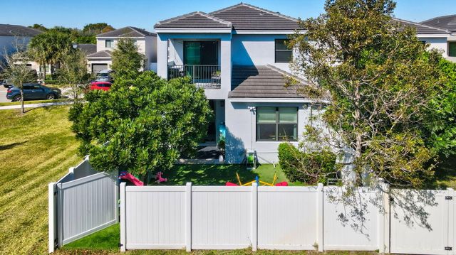 224 NW 36th Avenue, Pompano Beach, FL 33069