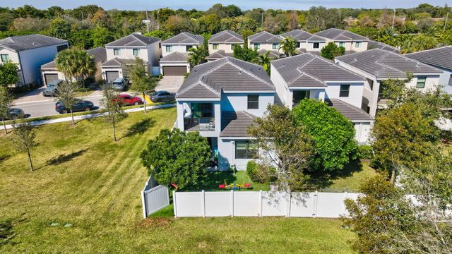 224 NW 36th Avenue, Pompano Beach, FL 33069