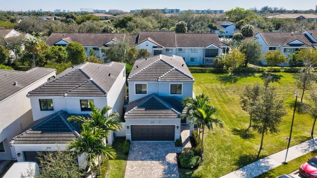224 NW 36th Avenue, Pompano Beach, FL 33069