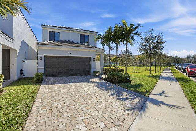 224 NW 36th Avenue, Pompano Beach, FL 33069