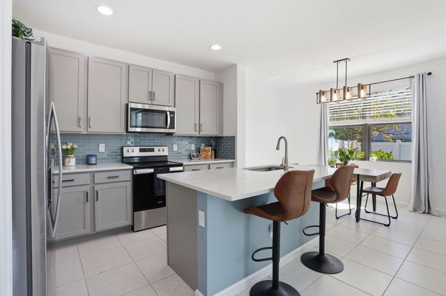 224 NW 36th Avenue, Pompano Beach, FL 33069