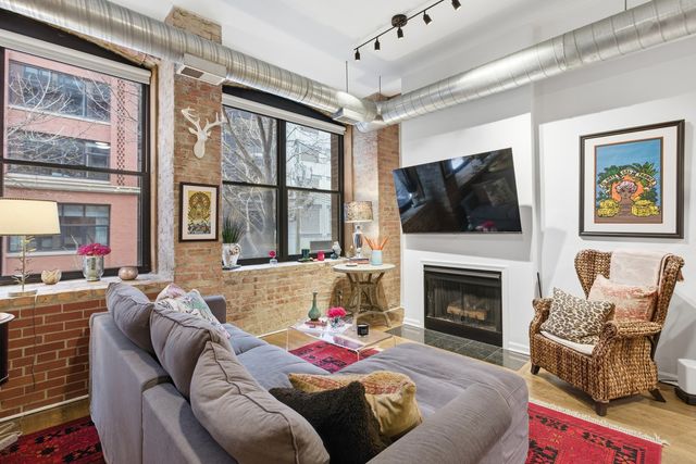 520 W Huron Street 116, Chicago, IL 60654