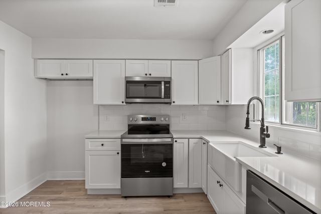 8B Spring Street, Manchester, NJ 08759