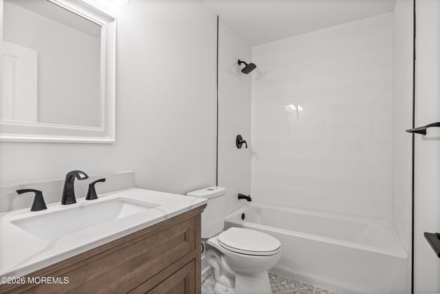 8B Spring Street, Manchester, NJ 08759