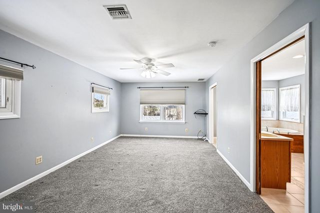 2 BLUE RIDGE RD, Plymouth Meeting, PA 19462