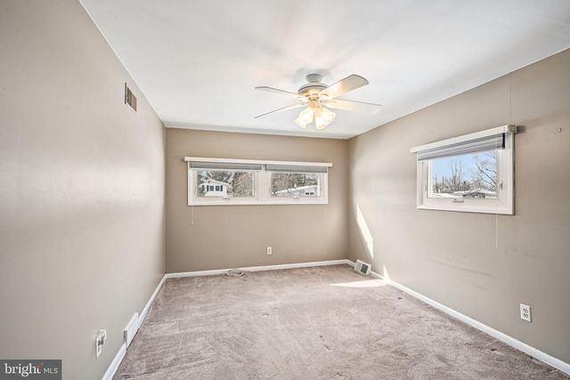 2 BLUE RIDGE RD, Plymouth Meeting, PA 19462