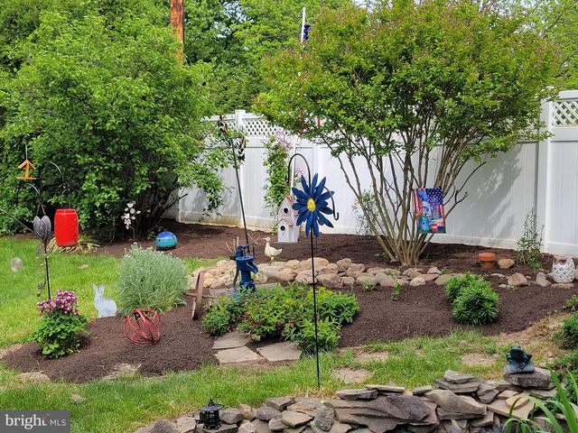 2 BLUE RIDGE RD, Plymouth Meeting, PA 19462