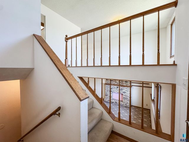 2301 S Wellington Ave Avenue, Sioux Falls, SD 57106