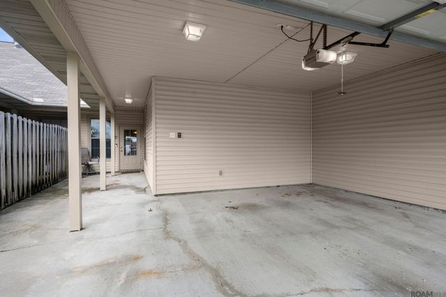 2907 Magazine Dr, Baton Rouge, LA 70816