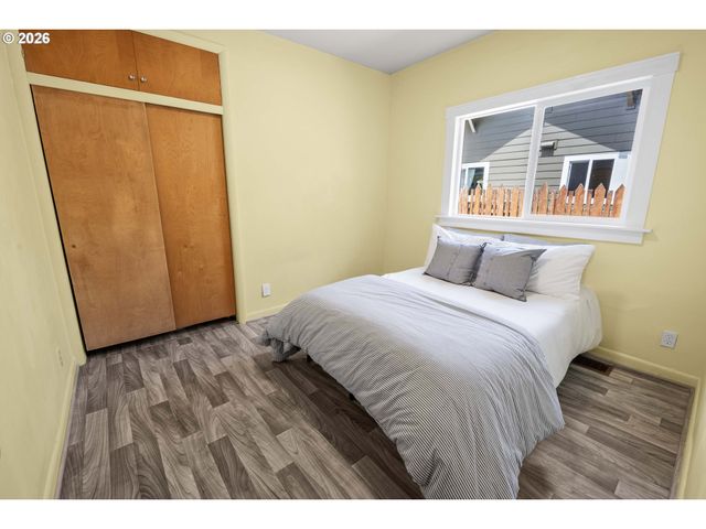 1814 4th St, Astoria, OR 97103