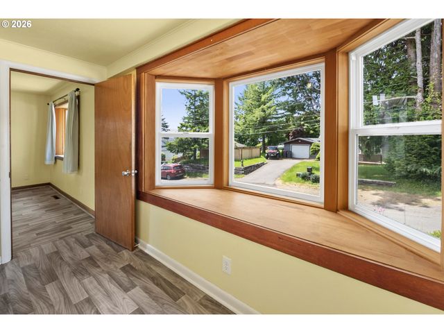 1814 4th St, Astoria, OR 97103