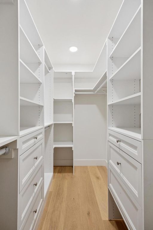 Image 17 of property listing at 13755 Dolphin Drive, Saratoga, CA 95070