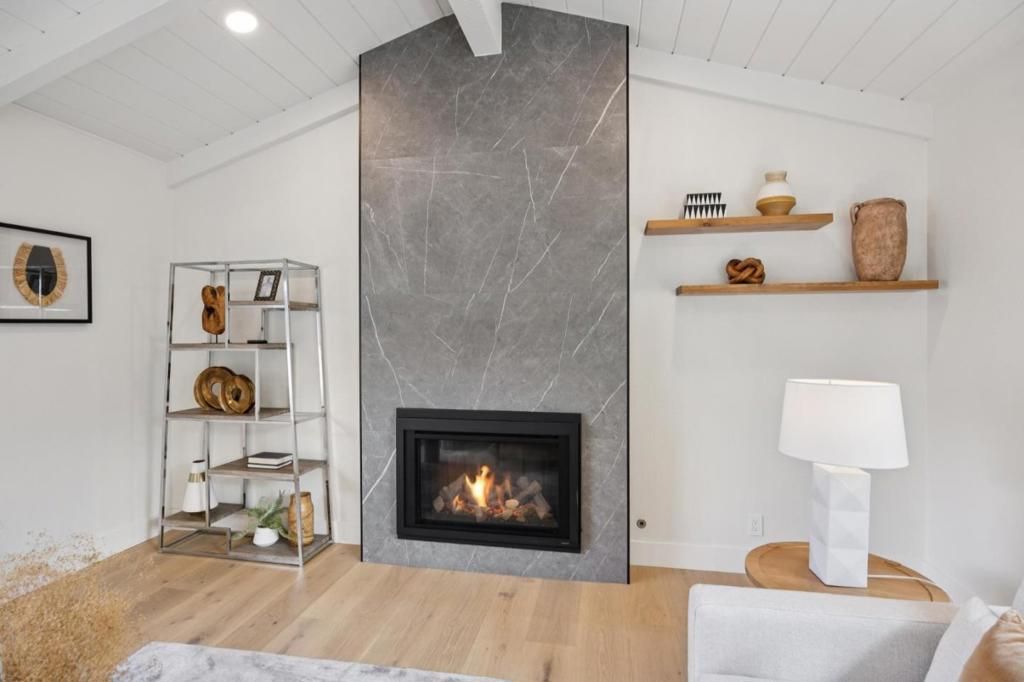 Image 7 of property listing at 13755 Dolphin Drive, Saratoga, CA 95070