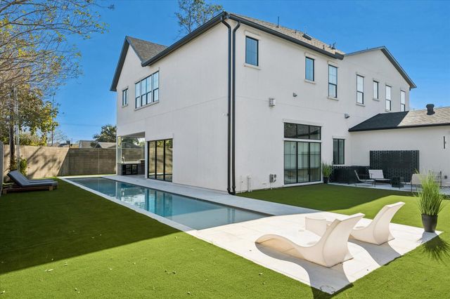 4002 Meadow Lake Lane, Houston, TX 77027