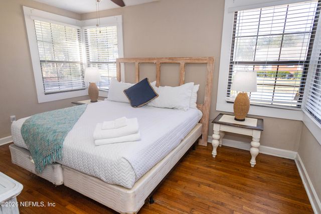 1724 ORLANDO Circle N, Jacksonville, FL 32207