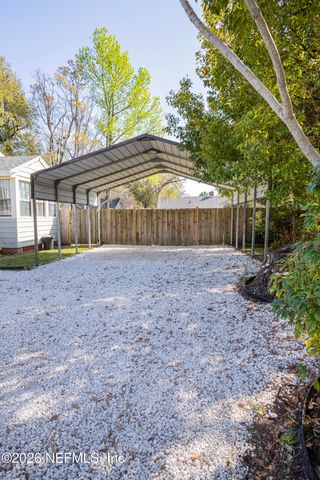 1724 ORLANDO Circle N, Jacksonville, FL 32207