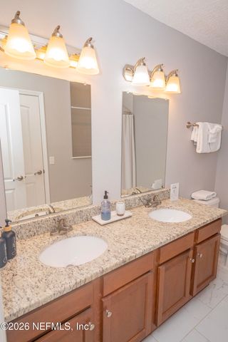 1724 ORLANDO Circle N, Jacksonville, FL 32207