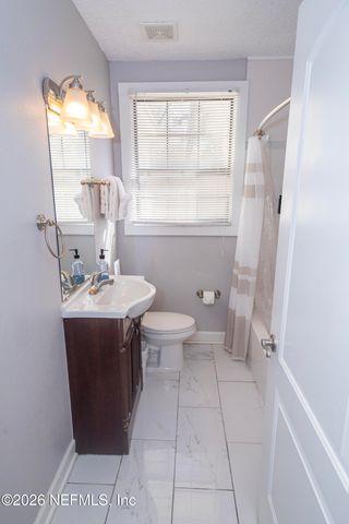 1724 ORLANDO Circle N, Jacksonville, FL 32207