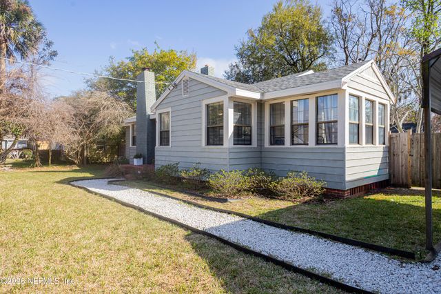 1724 ORLANDO Circle N, Jacksonville, FL 32207