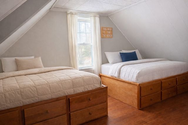 156 Fort Hill St, Hingham, MA 02043