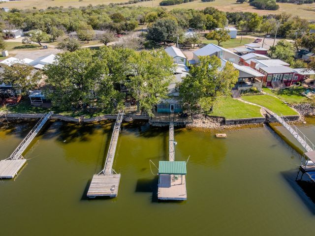 1601 Forum Circle 156, Graford, TX 76449