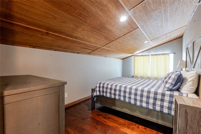 1601 Forum Circle 156, Graford, TX 76449