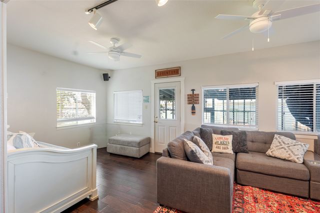 1601 Forum Circle 156, Graford, TX 76449