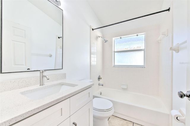 6910 JAMESTOWN MANOR DRIVE, Riverview, FL 33578