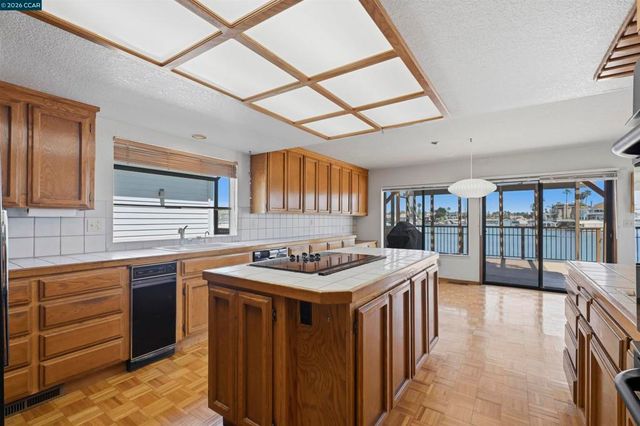 2055 Cypress Pt, Discovery Bay, CA 94505