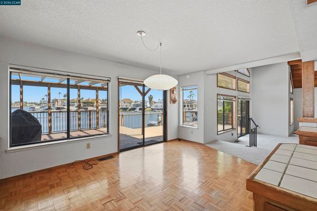 2055 Cypress Pt, Discovery Bay, CA 94505