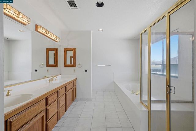 2055 Cypress Pt, Discovery Bay, CA 94505
