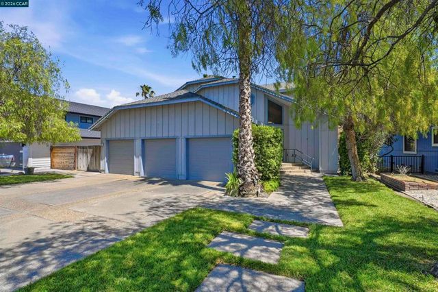 2055 Cypress Pt, Discovery Bay, CA 94505