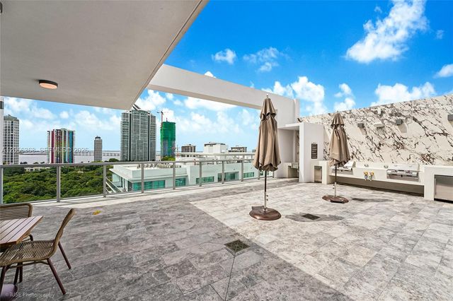 1611 SW 2 Ave 1007, Miami, FL 33129
