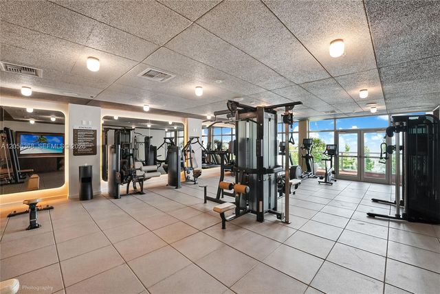 1611 SW 2 Ave 1007, Miami, FL 33129